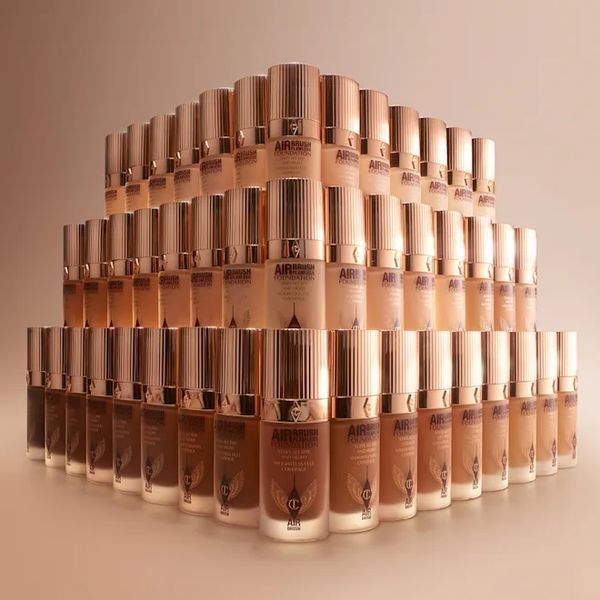 Тональна основа Charlotte Tilbury Airbrush Flawless Foundation, відтінок 2 Neutral SP-11-3 фото