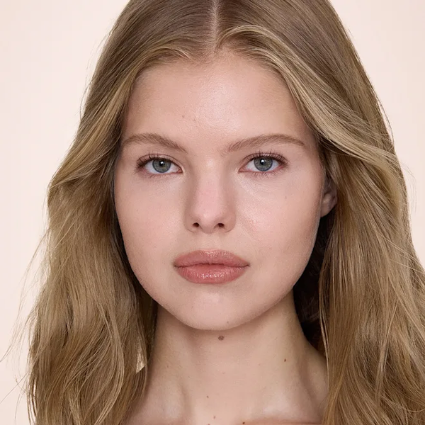 Консилер Charlotte Tilbury Airbrush Flawless Blur Concealer, 3 Fair SP-22-4 фото