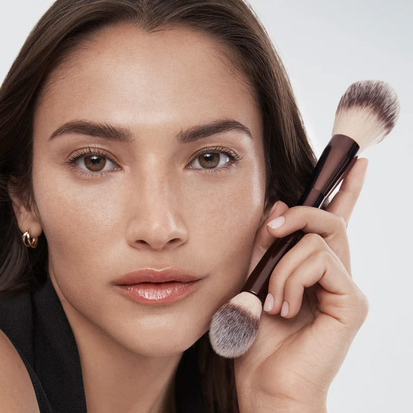 Пудра для фіксації макіяжу Hourglass Translucent Setting Powder SP-83 фото